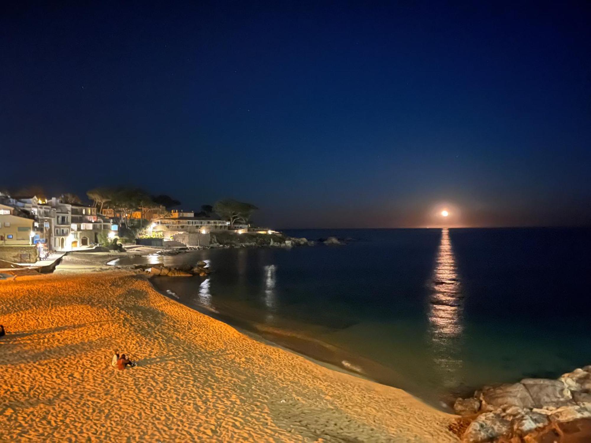 Calella De Palafrugell - Piso Reformado Con Piscina, Wifi Y Parking Gratuitoアパートメント エクステリア 写真